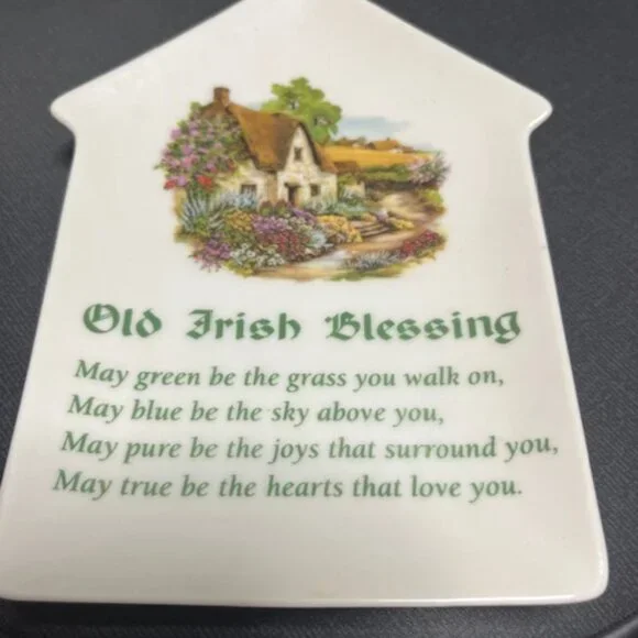 VTG Old Irish Blessing Ceramic Wall Hanging Cottage Scene Plaque Art 4.4"x6.5" - Picture 4 of 11